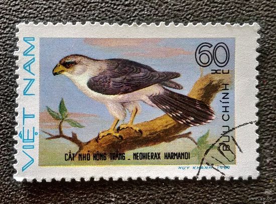 Марка Вьетнам 1982 год Птицы