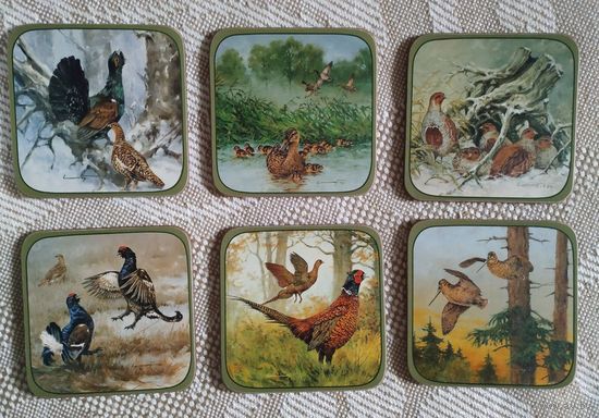 Набор винтажных подставок для посуды (костеров) из серии Наши дикие птицы (Unser Flugwild)