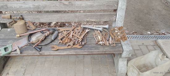 Инструменты