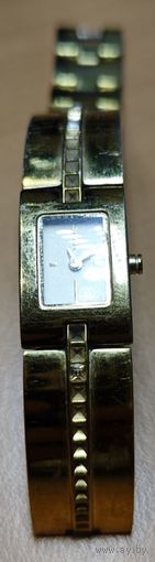 Позолоченные часы с кристалами. DKNY NY-4447