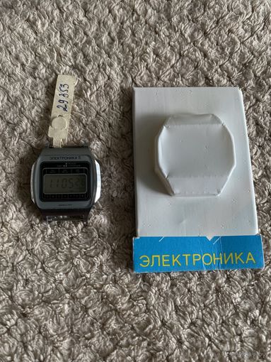 Часы электроника