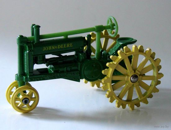 Трактор. Модель 1/43. John Deere 1934 Model "A".