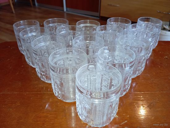Хрустальные бакалы 125 мл. 15 штук , одним лотом .
