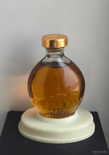 Духи СССР Международный женский день 8 марта новая заря запечатаны