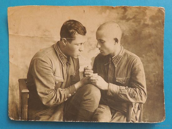 Фото "Дай прикурить!", 1940 г.