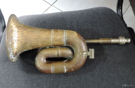 Труба охотничья 30-40- годы Европа. Латунь. Размер 15-35 см.