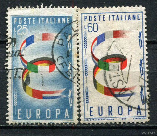 Италия - 1957 - Европа (C.E.P.T.) - Флаги - [Mi. 992-993] - полная серия - 2 марки. Гашеные.  (LOT J31)