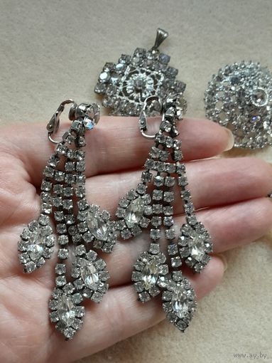 Винтажные клипсы.