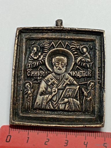 Вершковая икона "Николай Чудотворец".Предположительно 19 век.Состояние.