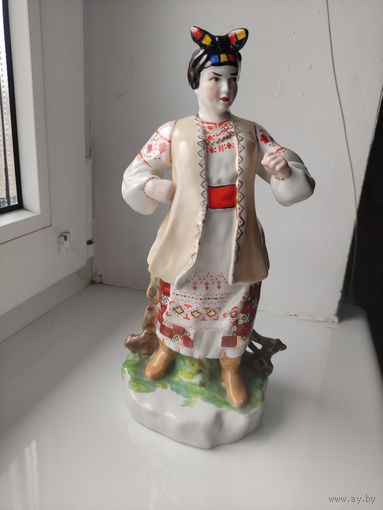Редкая фарфоровая статуэтка Одарка КЭКХЗ