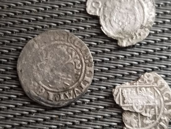 Старые монетки и остатки. ( Серебро)