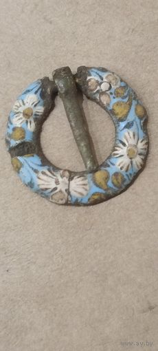 Пряжка старинькая с эмалями.