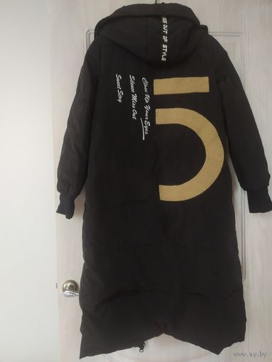 Зимний теплый пуховик 42-44р.