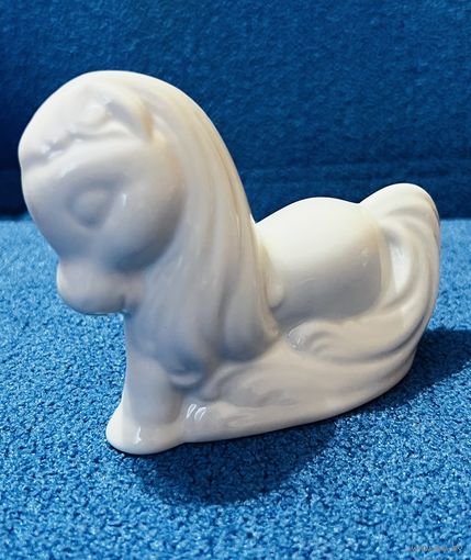 Статуэтка фарфоровая "Лошадь"(лошадка, конь).  ДФЗ  АУКЦИОН не с рубля без МПЦ.