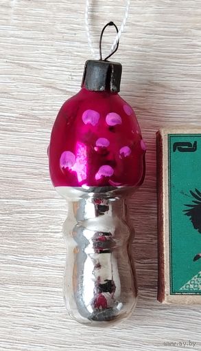 Ёлочная игрушка. Мухомор. Щ-59.