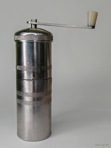 Ручная кофемолка. СССР. Металлическая. С рубля