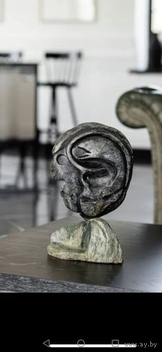 Шикарная скульптура. Гладиатор Ухо. С рубля без МПЦ.