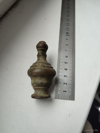 Навершие, деталь самовара, тыльник.