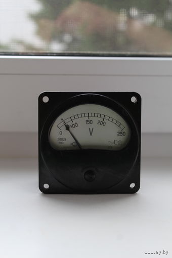 ВОЛЬТМЕТР СССР ВЗЭП 1984 год