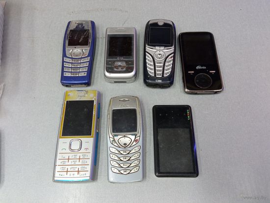 Мобильные телефоны кнопочные 5