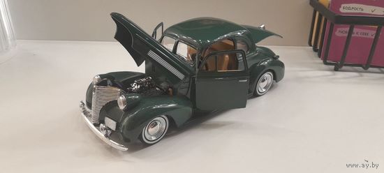 Модель 1:24 Motormax 1939 Chevrolet Coupe