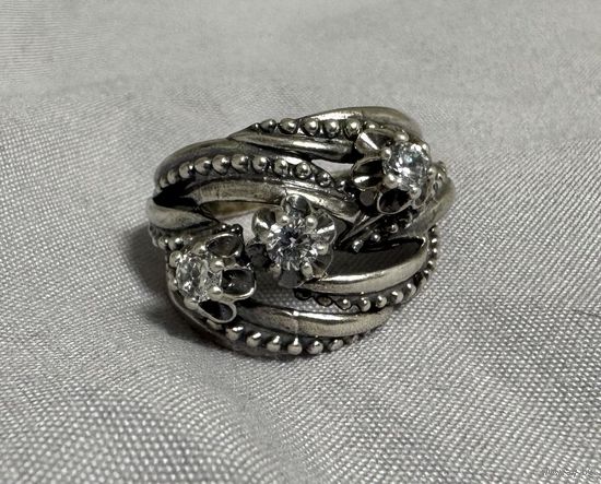 Кольцо серебряное 925 пробы. 7