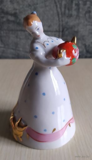 Девушка с чайником ( Дулёво) с рубля