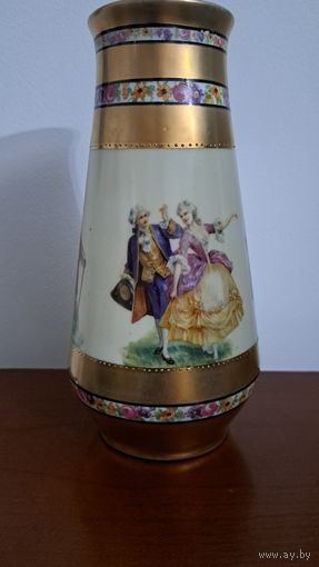 Антикварная фарфоровая ваза. Франция. Живопись эолочеие.