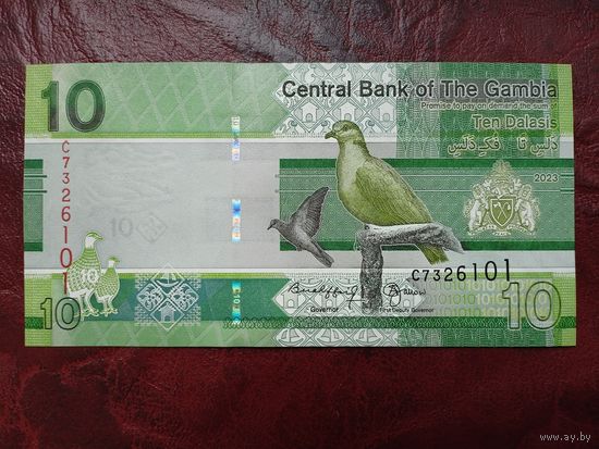 10 даласи Гамбия 2023 г.