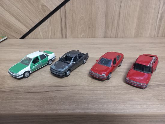 Торги с рубля!!! Модели OPEL VECTRA (4 шт.)