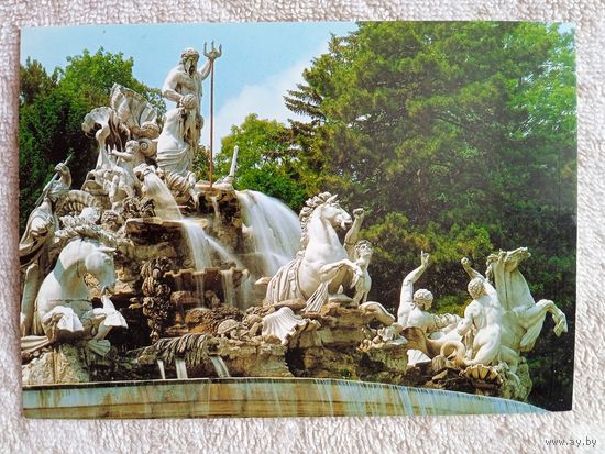 Австрия, Вена. Замковый парк Шёнбрун с фонтаном Нептуна