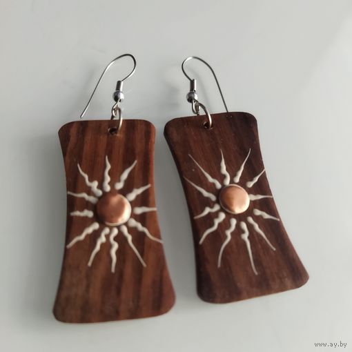 Серьги " Солнышко" в стиле Бохо. Ручная работа. Дерево. 5,8х2,4 см.