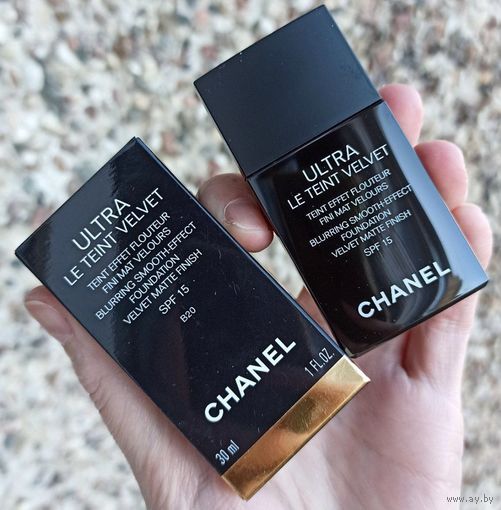 Тональная основа Chanel Ultra Le Teint Velvet Blurring Smooth Effect Foundation 30 ml