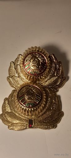 Кокарда МВД 2 шт. одним лотом