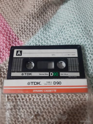 Кассета  TDK D90.
