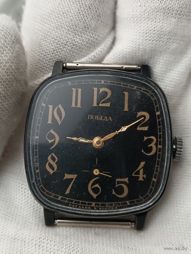 ЧАСЫ НАРУЧНЫЕ ПОБЕДА