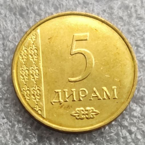 Таджикистан 5 дирамов  2015 г.