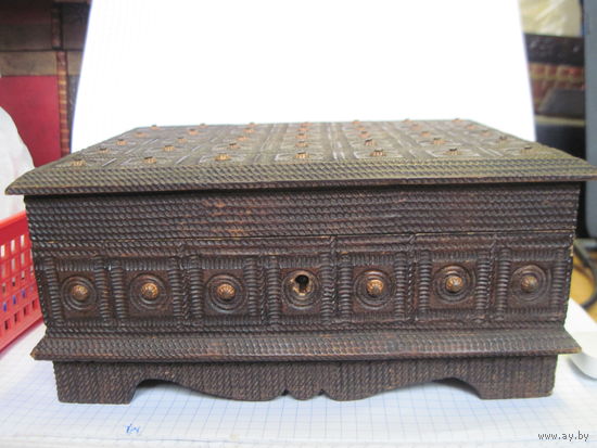 Шкатулка, сигарница 19х14,5х8,5 см.
