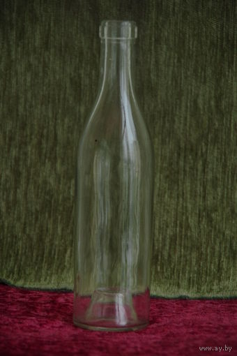 Бутылка 22 см