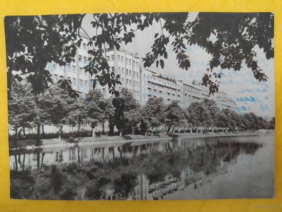 Москва. Чистые пруды