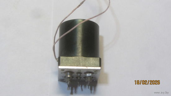 Редкое реле в корпусе (без маркировки)