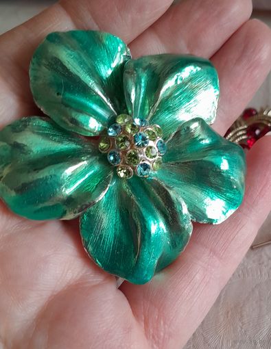 Винтажная брошь.