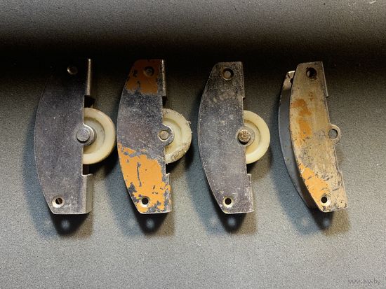 Ножка на колесах (цена за 1шт)