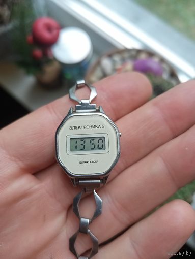 Часы Электронные СССР