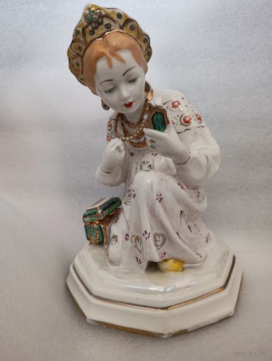 Малахитовая шкатулка.