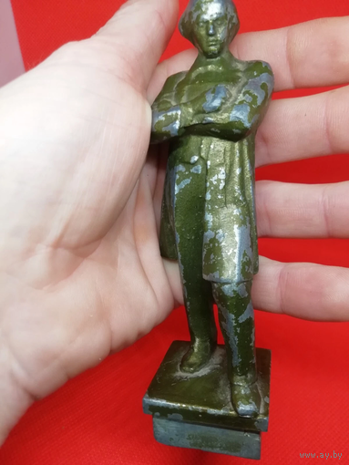 Статуэтка СССР памятник Чернышевскому