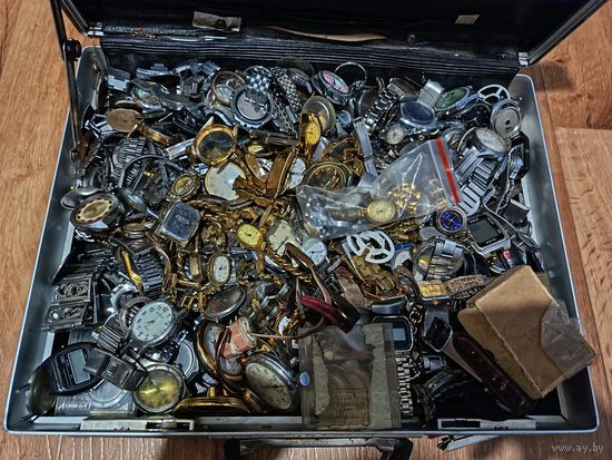 Часы разные много