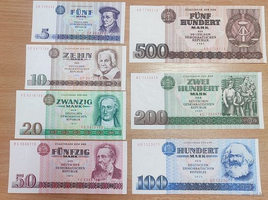 ГДР. Полный комплект, 7 банкнот 5-500 Марок 1971-1985 года. P27-P33, UNC