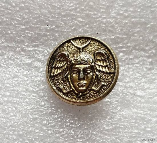 Значок. Что-то античное #0692-UP18