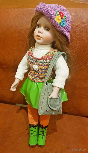 Кукла фарфоровая Камила  (42 см)